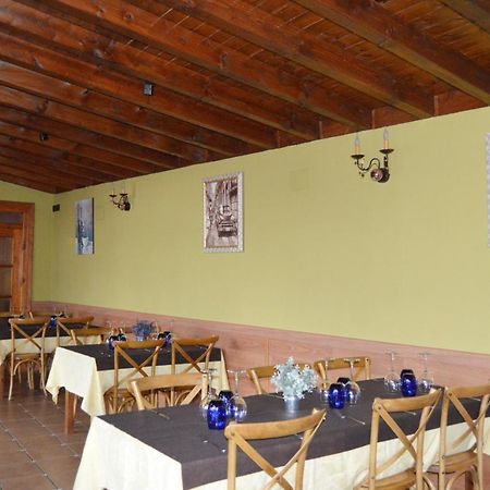 Hosteleria El Curro Torrelavega Ngoại thất bức ảnh